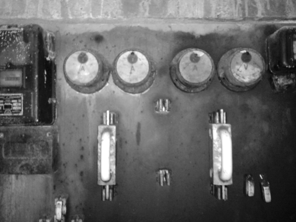 Antígua instalación eléctrica de la Galería "Las Cuevitas"